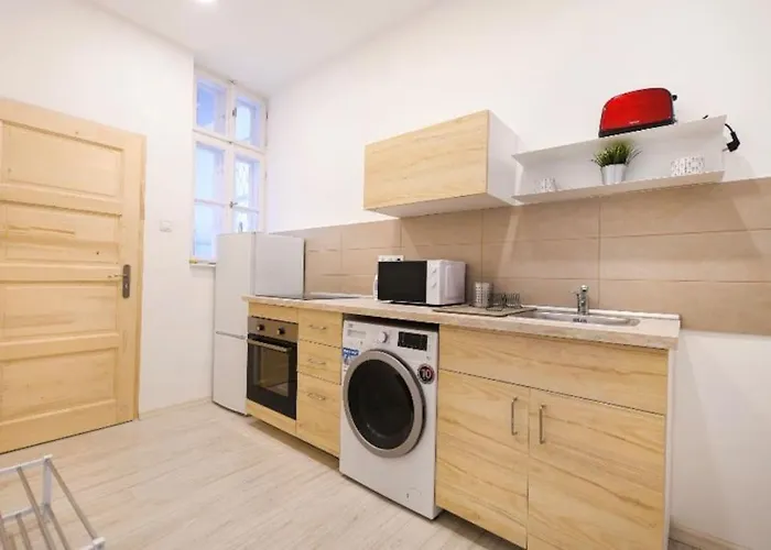 2 Bedroom Flat In Nyar Str., Boutique * بودابست